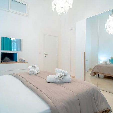 Apartamento Dimora Dante 310 Bari Exterior foto