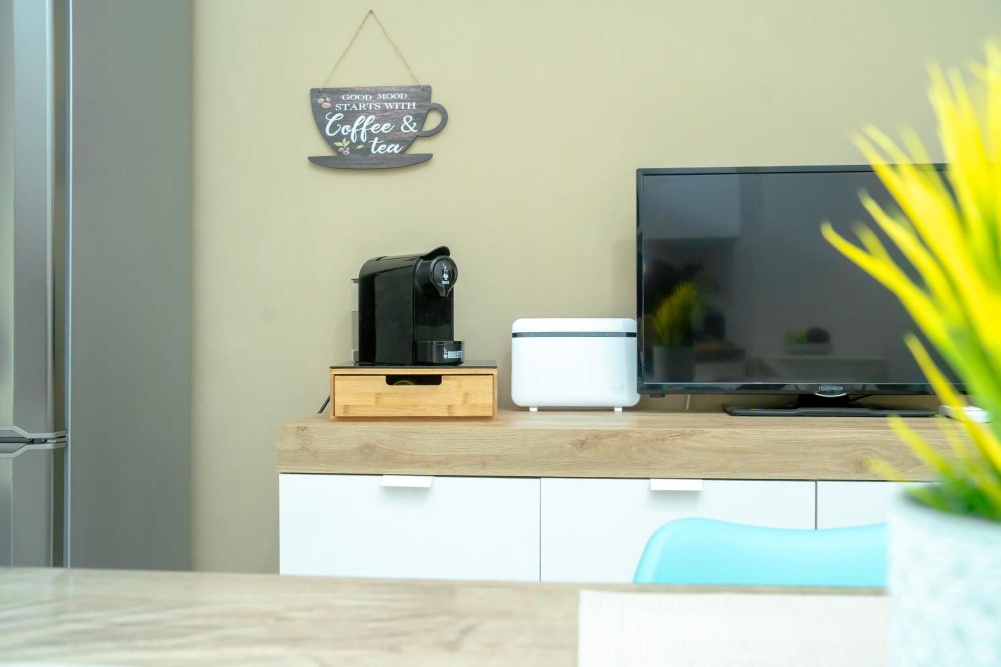 Apartamento Dimora Dante 310 Bari Exterior foto